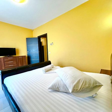 Sophia Lake View Suite 马马亚 外观 照片