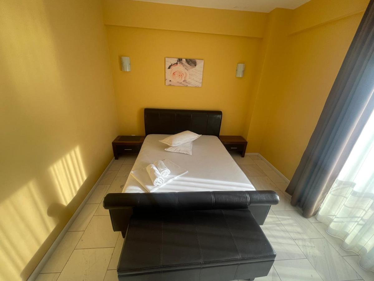 Sophia Lake View Suite 马马亚 外观 照片
