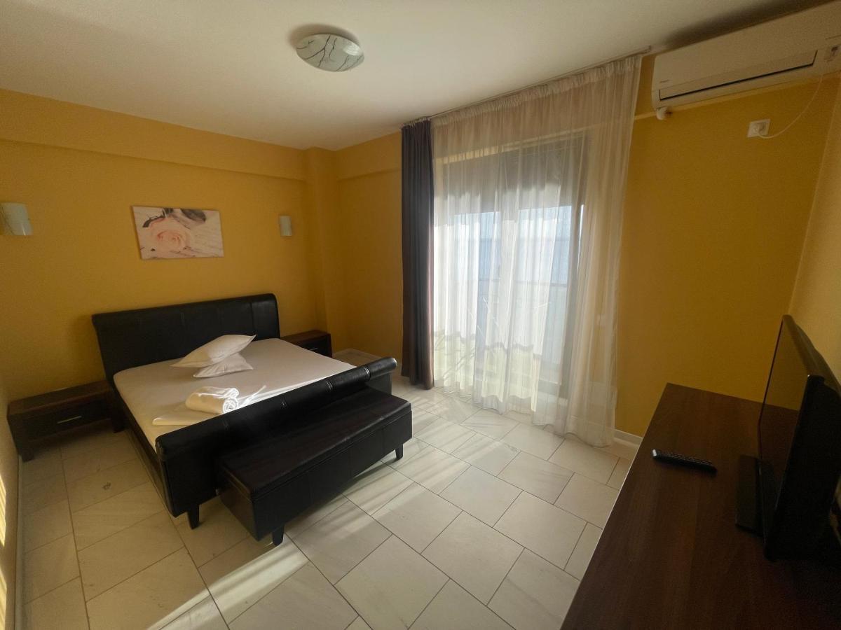 Sophia Lake View Suite 马马亚 外观 照片