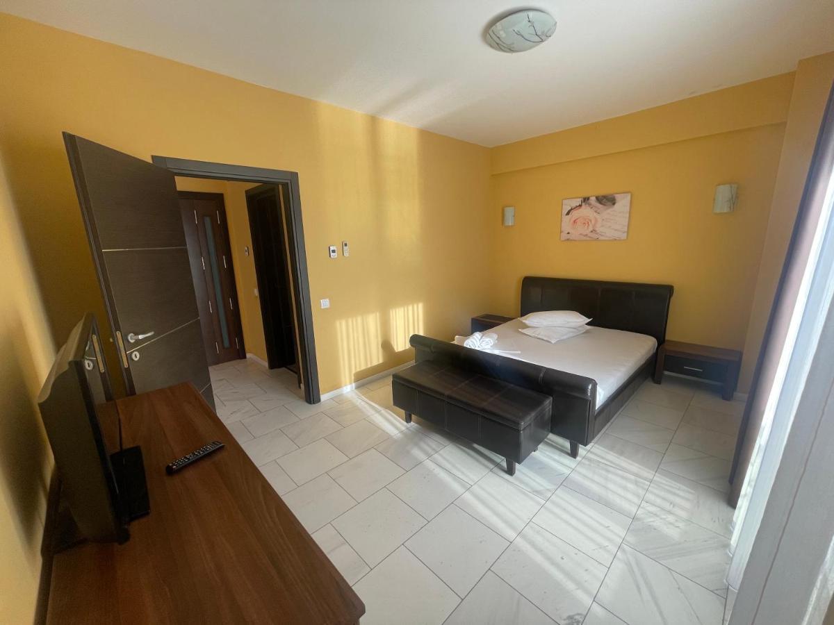 Sophia Lake View Suite 马马亚 外观 照片