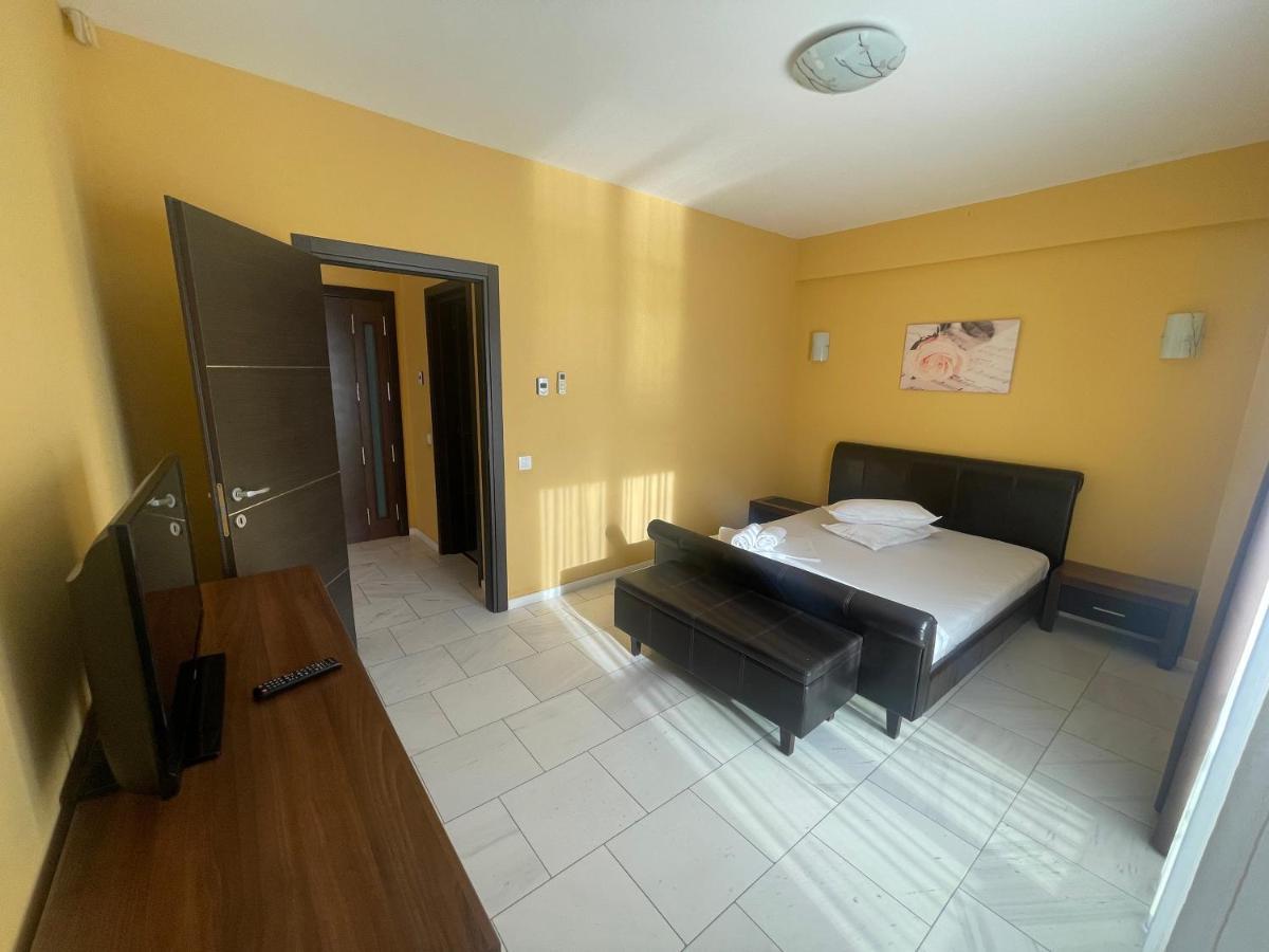 Sophia Lake View Suite 马马亚 外观 照片