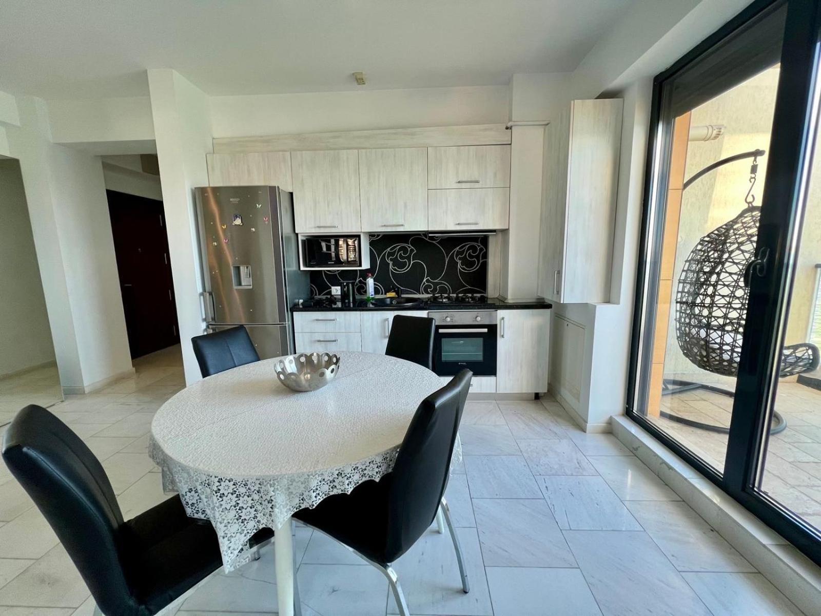 Sophia Lake View Suite 马马亚 外观 照片