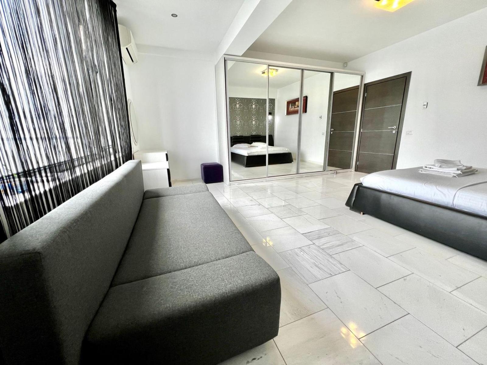Sophia Lake View Suite 马马亚 外观 照片