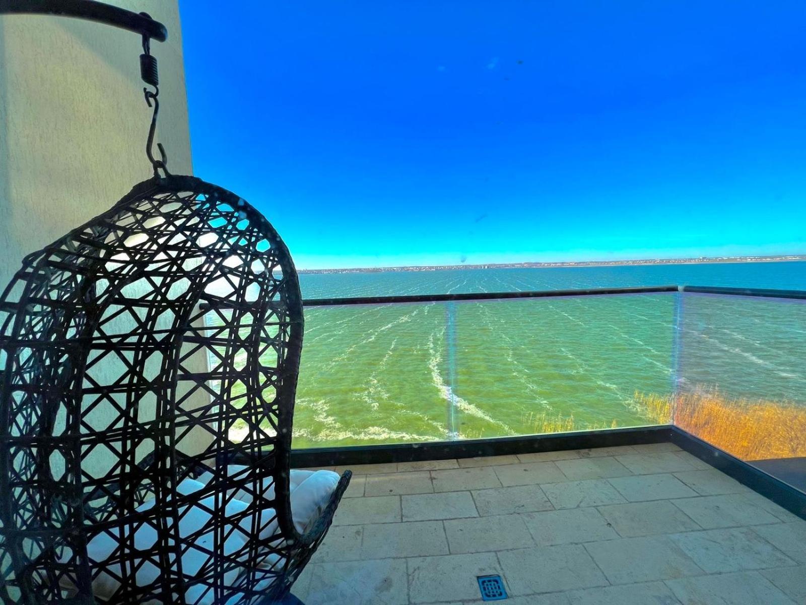 Sophia Lake View Suite 马马亚 外观 照片