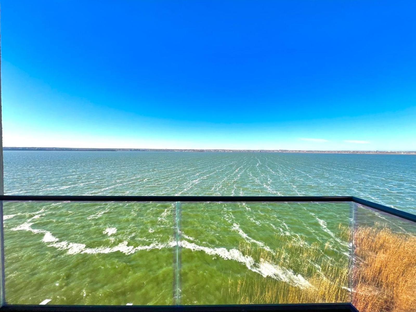 Sophia Lake View Suite 马马亚 外观 照片