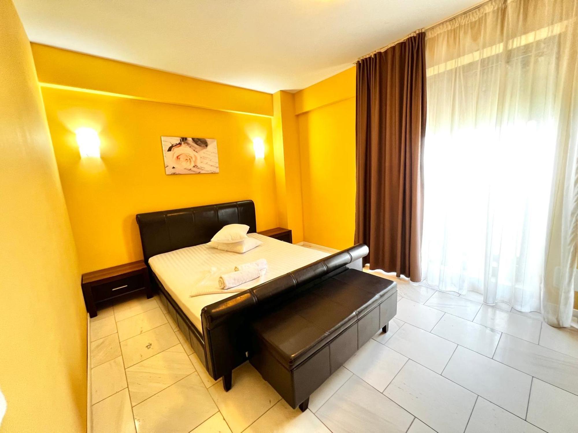 Sophia Lake View Suite 马马亚 外观 照片