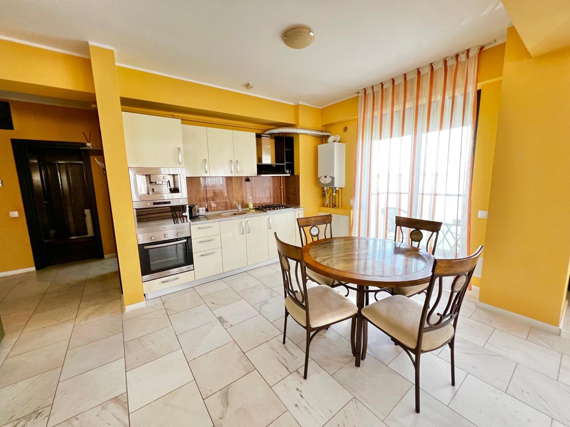 Sophia Lake View Suite 马马亚 外观 照片